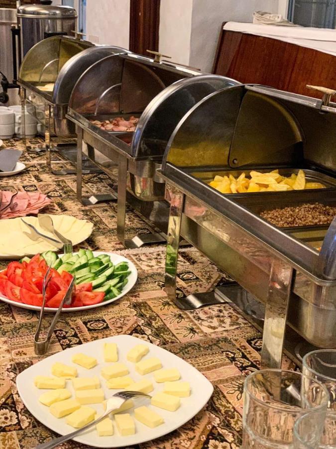 Ukraina Hotel Czerkasy Zewnętrze zdjęcie