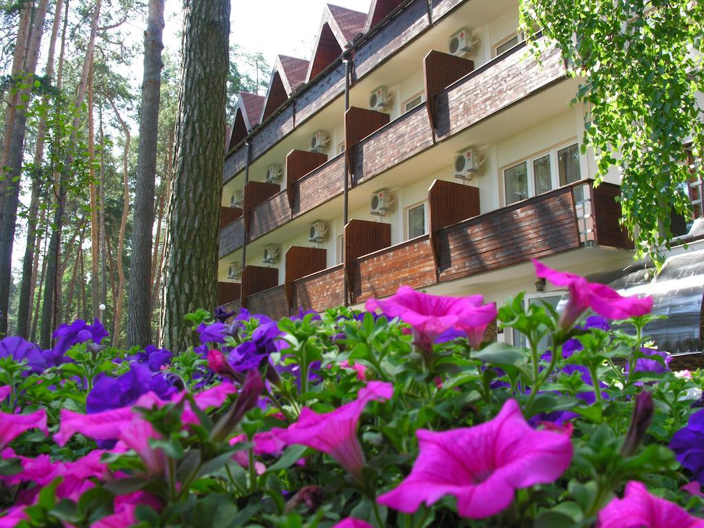 Ukraina Hotel Czerkasy Zewnętrze zdjęcie