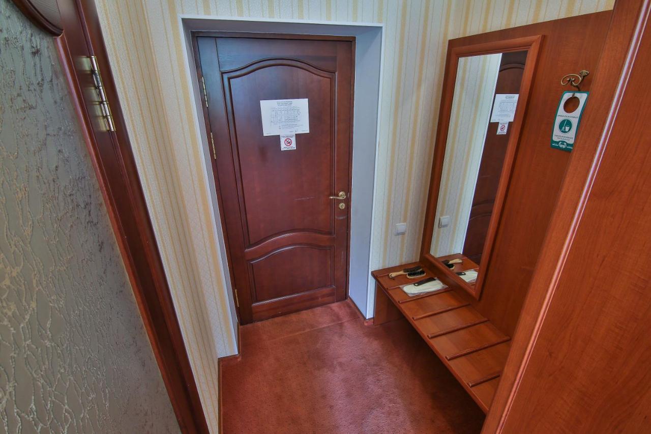 Ukraina Hotel Czerkasy Zewnętrze zdjęcie