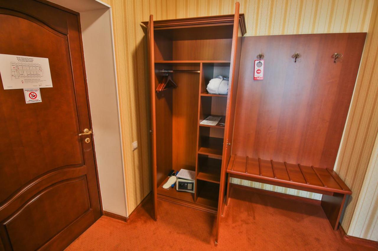 Ukraina Hotel Czerkasy Zewnętrze zdjęcie