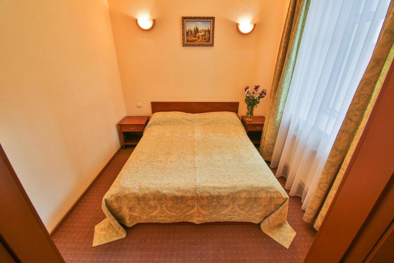 Ukraina Hotel Czerkasy Zewnętrze zdjęcie